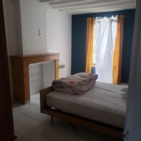 Maison Chaleureuse Avec Parking Gratuit Sur Place Saint-Romain-sur-Cher Екстериор снимка